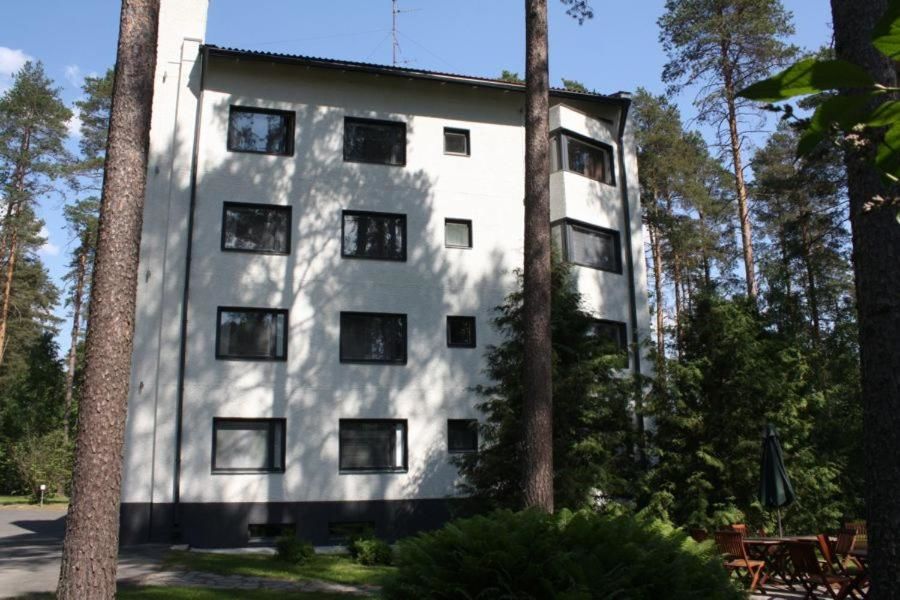 Отель Hotelli Mäntylinna Юлихярмя-25